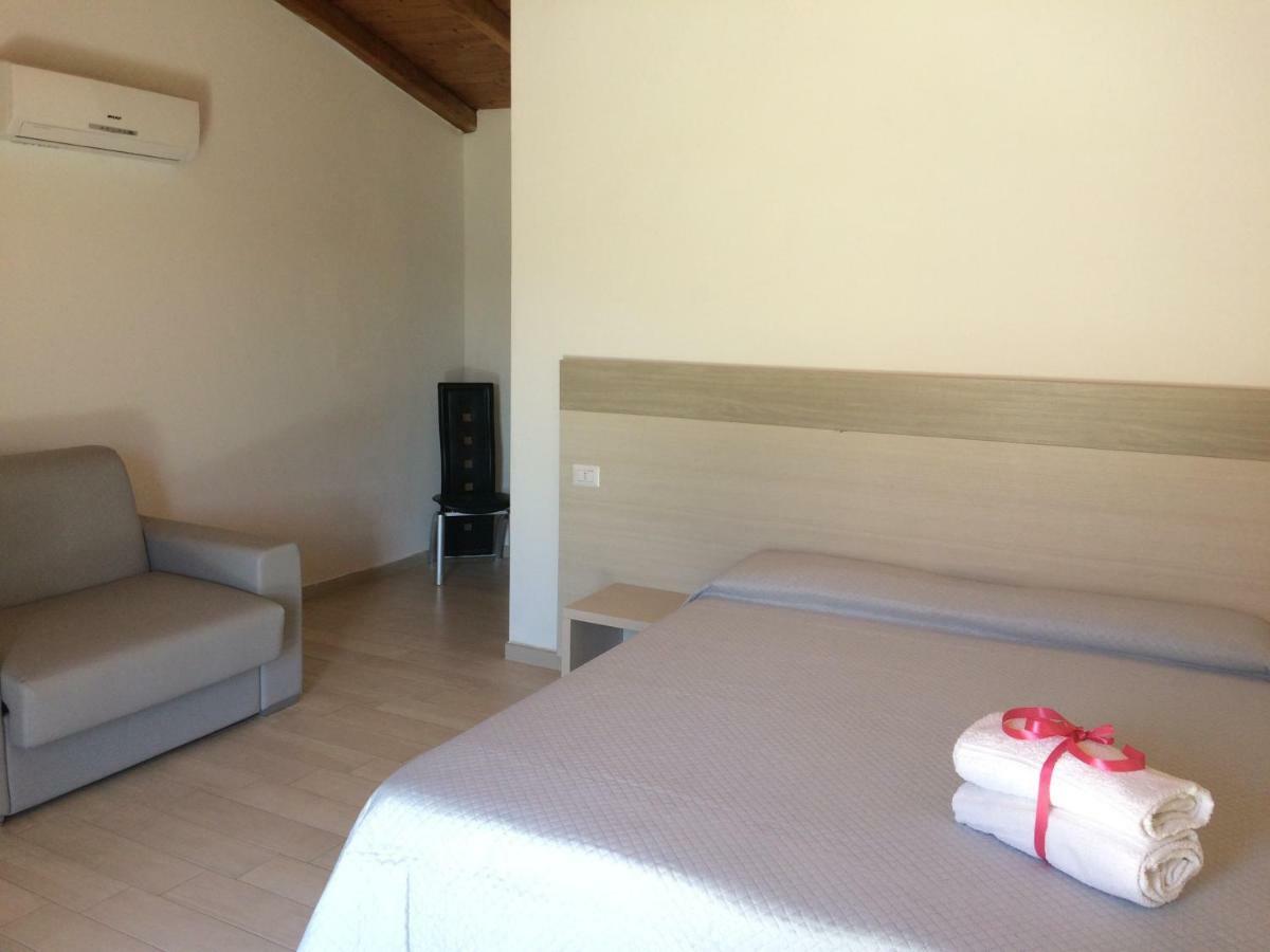 Sole&Sale Bed and Breakfast San Teodoro  Εξωτερικό φωτογραφία