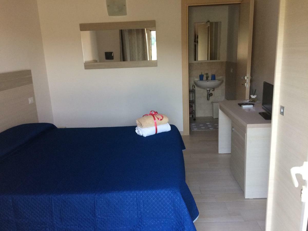 Sole&Sale Bed and Breakfast San Teodoro  Εξωτερικό φωτογραφία